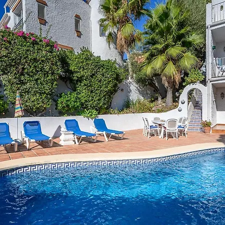فيلة Chimenea With Pool And Lovely Garden نيرخا